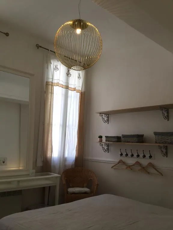 Nuitees Aixoises Apartment Aix-en-Provence